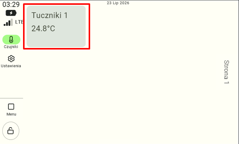 Główny widok pulpitu panelu sterowania z aktywną zakładką "Czujniki" w lewym menu. W głównej części ekranu widoczny jest szary kafel dodanego czujnika, na którym wyświetla się jego nazwa oraz aktualny odczyt temperatury. Użytkownik musi kliknąć ten kafel z czujnikiem, aby wejść w jego szczegóły.