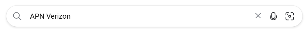 Widok paska wyszukiwania Google, w środku wpisane jest "APN Verizon".