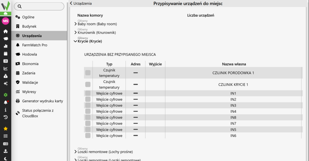 Rozwinięty widok szczegółów dla wybranej komory, na przykład sekcji "Krycie". W dolnej tabeli pod nagłówkiem "URZĄDZENIA BEZ PRZYPISANEGO MIEJSCA" system wyświetla listę dostępnych, wolnych czujników (np. czujniki temperatury lub wejścia cyfrowe), które czekają na konfigurację. Użytkownik musi odszukać tam swoje urządzenie.